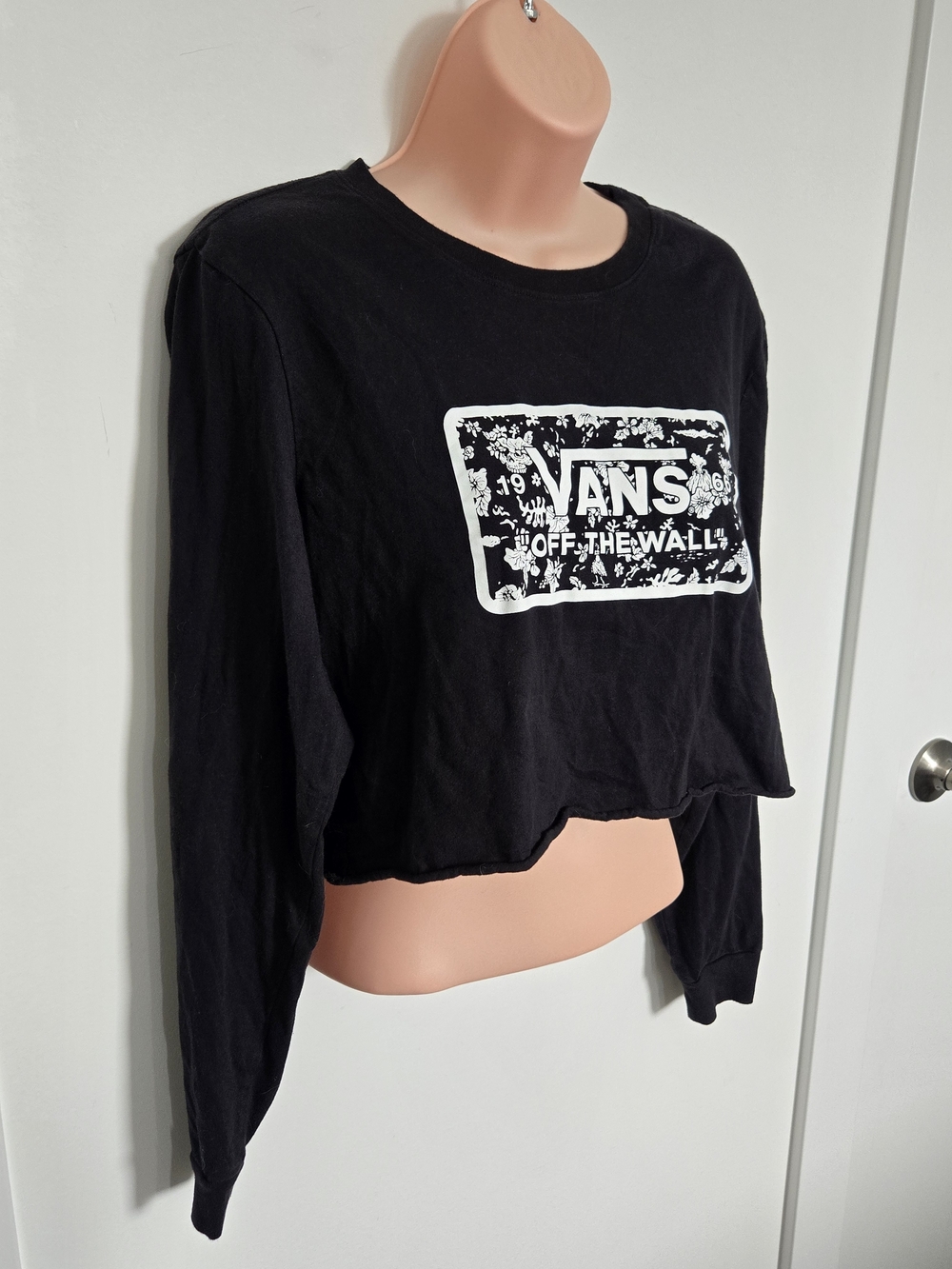 Vans Off The Wall Black Graphic Cropped Long Sleeve Top